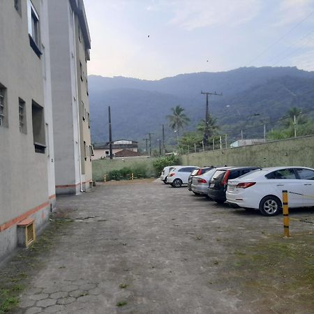 Apto Pertinho Da Praia - Lindo E Equipado! Internet 400Mb E 3 Tvs - Completo! Tv A Cabo Убатуба Екстериор снимка