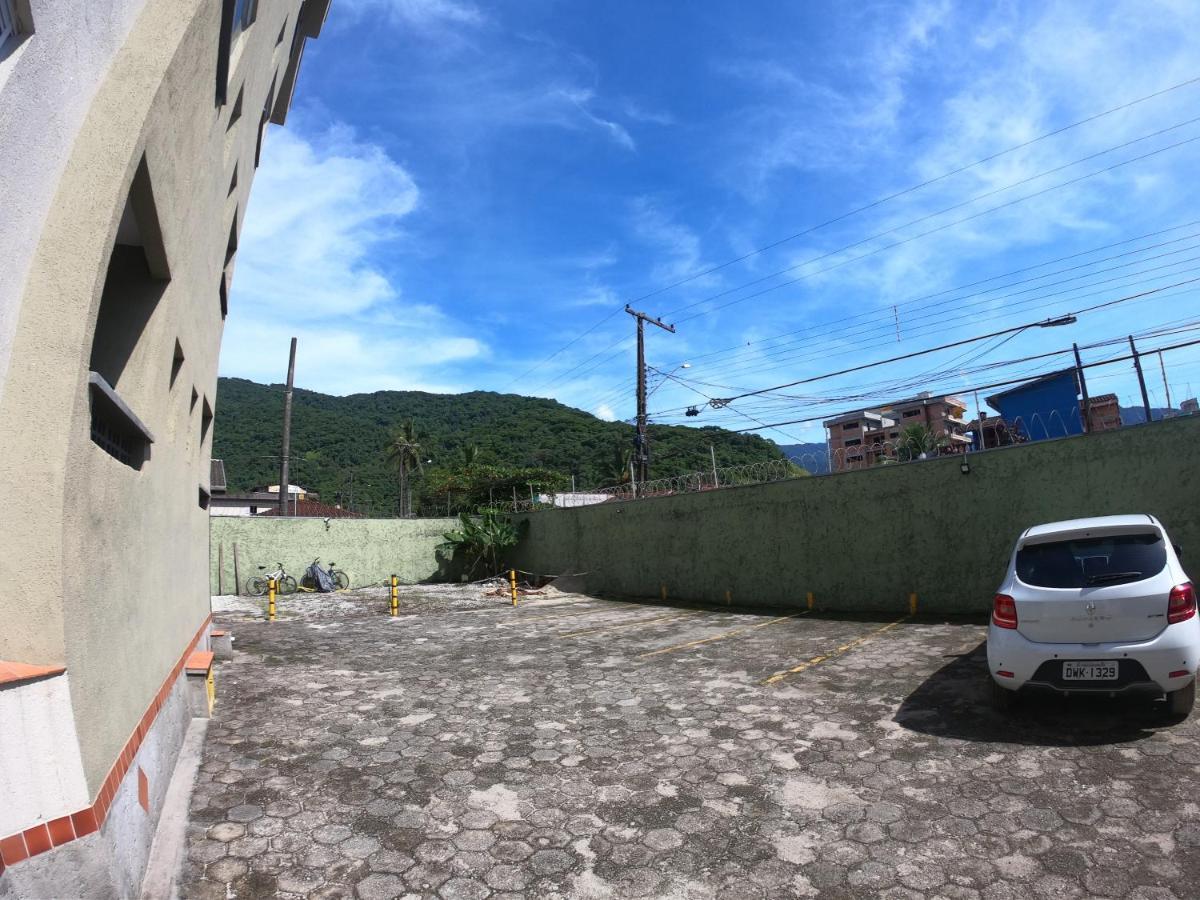 Apto Pertinho Da Praia - Lindo E Equipado! Internet 400Mb E 3 Tvs - Completo! Tv A Cabo Убатуба Екстериор снимка